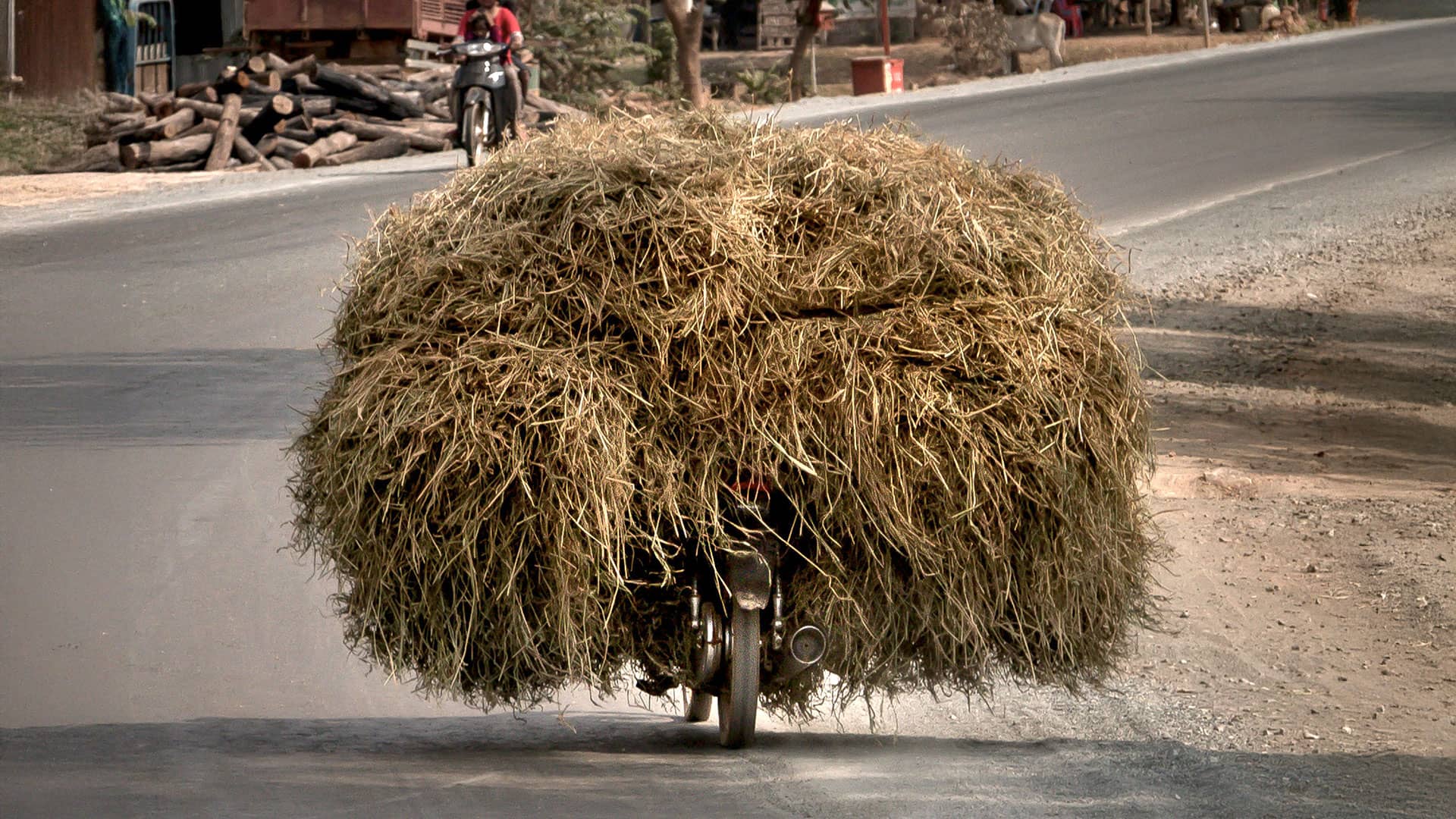 The $954 Billion Email Problem: What Fyxer's Report Reveals About Admin Work